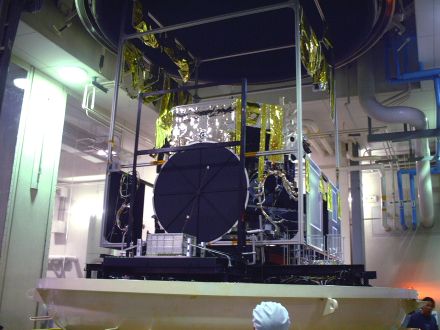 Photo 2: The satellite bus module was installed in the space chamber for the baking.